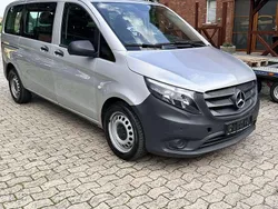 Brillantsilber Gebraucht 2019 Mercedes Vito Van / Kleinbus | 16.900 €