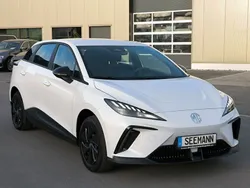 Weiß Gebraucht 2022 MG MG4 EV Kleinwagen | 16.500 € (Guter Preis)