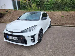 Weiß Gebraucht 2020 Toyota Yaris Limousine | 28.900 € (Guter Preis)
