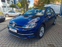 Blau Gebraucht 2018 VW Golf VII Comfortline Limousine | 13.680 € (Superpreis)
