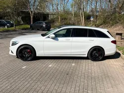 Weiß Gebraucht 2016 Mercedes C220 Avantgarde Kombi | 16.100 € (Fairer Preis)
