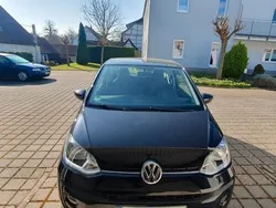 Schwarz Gebraucht 2018 VW up! Kleinwagen | 9.500 € (Fairer Preis)