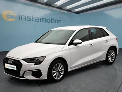 Weiß Gebraucht 2023 Audi A3 Limousine | 24.049 € (Guter Preis)