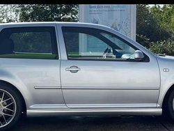 Silber Gebraucht 2001 VW Golf IV GTI Limousine | 14.680 €