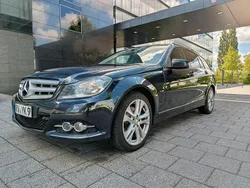 Schwarz Gebraucht 2012 Mercedes C220 Avantgarde Limousine | 8.799 € (Fairer Preis)
