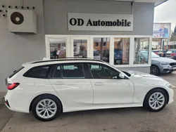 Weiß Gebraucht 2022 BMW 318 Advantage Kombi | 27.490 € (Fairer Preis)