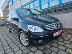 Schwarz Gebraucht 2006 Mercedes 200 Limousine | 3.880 € (Guter Preis)
