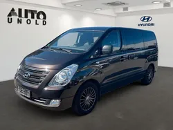 Braun Gebraucht 2017 Hyundai H-1 Trend Van / Kleinbus | 12.900 € (Teuer)