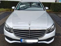 Silber Gebraucht 2017 Mercedes E350 Limousine | 27.900 € (Guter Preis)