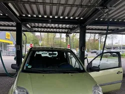 Gebraucht 2003 Ford Fiesta Ambiente Kleinwagen | 2.800 € (Teuer)