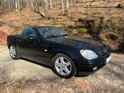 Schwarz Gebraucht 1999 Mercedes SLK200 Cabrio | 3.999 € (Fairer Preis)