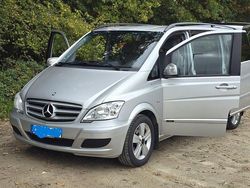 Silber Gebraucht 2012 Mercedes Viano Edition Van / Kleinbus | 27.000 € (Teuer)