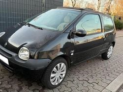 Schwarz Gebraucht 2003 Renault Twingo Kleinwagen | 1.299 € (Fairer Preis)