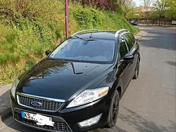 Schwarz Gebraucht 2010 Ford Mondeo Kombi | 2.700 €
