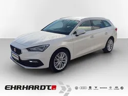 Weiß Gebraucht 2021 Seat Leon XCELLENCE Kombi | 21.449 € (Fairer Preis)