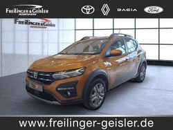 Atacamaorange (metallic) Gebraucht 2023 Dacia Sandero Comfort Limousine | 14.400 € (Guter Preis)