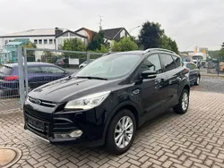 Schwarz Gebraucht 2016 Ford Kuga Titanium SUV | 8.990 € (Fairer Preis)