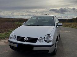 Silber Gebraucht 2002 VW Polo Kleinwagen | 1.600 € (Fairer Preis)