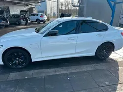 Weiß Gebraucht 2020 BMW 330 M Sport Limousine | 26.900 €