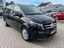 Schwarz Gebraucht 2024 Mercedes V300 Van / Kleinbus | 49.500 €