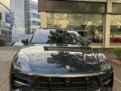Grau Gebraucht 2019 Porsche Macan S SUV | 42.500 € (Fairer Preis)