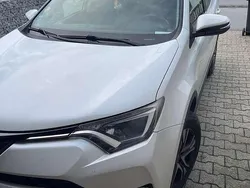 Gebraucht 2016 Toyota RAV4 Comfort SUV | 14.000 €