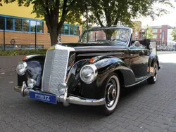 Schwarz Gebraucht 1955 Mercedes 220 Cabrio | 149.000 €