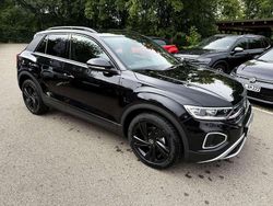 Deep black perleffekt Neu 2025 VW T-Roc Style SUV | 37.990 € (Fairer Preis)