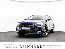 Navarrablau metallic Gebraucht 2022 Audi e-tron S-Line SUV | 41.315 € (Guter Preis)