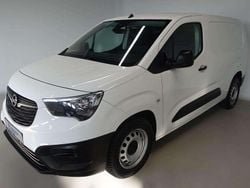 Jade weiss/arktis weiss Gebraucht 2022 Opel Combo Edition Van / Kleinbus | 15.490 € (Fairer Preis)