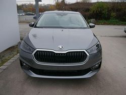 Graphite grau metallic graphite grau metallic Neu 2025 Skoda Fabia Selection Limousine | 21.510 € (Guter Preis)