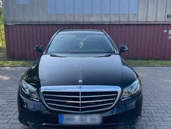 Schwarz Gebraucht 2018 Mercedes E220 Kombi | 23.000 € (Guter Preis)