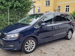 Blau Gebraucht 2014 VW Sharan Highline Van / Kleinbus | 14.900 € (Guter Preis)
