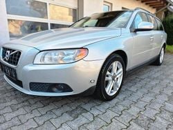 Silber Gebraucht 2009 Volvo V70 Kombi | 9.990 € (Fairer Preis)