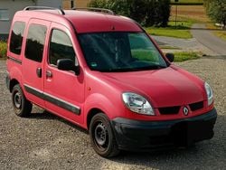 Rot Gebraucht 2004 Renault Kangoo Van | 1.199 € (Superpreis)