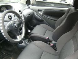 Schwarz Gebraucht 2002 Toyota Yaris Limousine | 3.490 € (Etwas zu teuer)