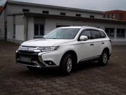 Weiß Gebraucht 2019 Mitsubishi Outlander Diamant Edition SUV | 16.000 € (Superpreis)