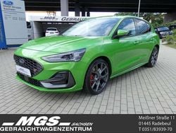 Mean green Gebraucht 2022 Ford Focus ST Limousine | 26.950 € (Fairer Preis)