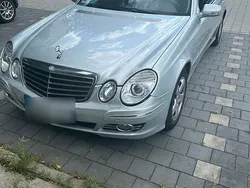 Silber Gebraucht 2007 Mercedes E350 Limousine | 4.900 € (Guter Preis)