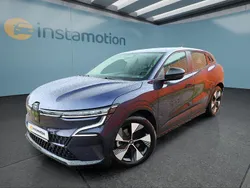 Gebraucht 2022 Renault Mégane Limousine | 25.299 € (Etwas zu teuer)