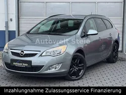 Silber Gebraucht 2011 Opel Astra Design Edition Kombi | 4.420 € (Fairer Preis)