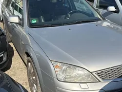 Silber Gebraucht 2006 Ford Mondeo Titanium X Kombi | 1.990 € (Teuer)