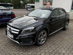 Schwarz Gebraucht 2015 Mercedes GLA200 AMG line SUV | 17.900 € (Etwas zu teuer)