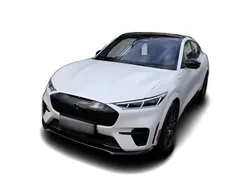 Weiss Gebraucht 2022 Ford Mustang Mach-E GT SUV | 64.913 € (Teuer)