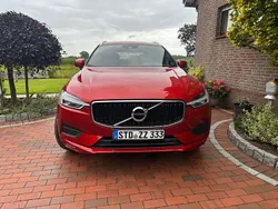 Rot Gebraucht 2020 Volvo XC60 Momentum SUV | 28.600 € (Guter Preis)