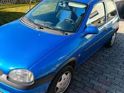Blau Gebraucht 1998 Opel Corsa Kleinwagen | 1.350 € (Fairer Preis)