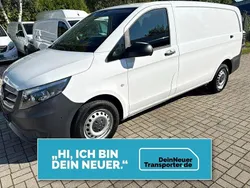 Weiß Gebraucht 2023 Mercedes Vito Van / Kleinbus | 25.585 € (Superpreis)