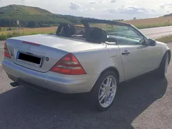 Silber Gebraucht 1998 Mercedes SLK200 Cabrio | 3.200 €