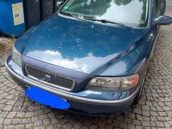 Blau Gebraucht 2001 Volvo V70 Kombi | 1.200 € (Fairer Preis)