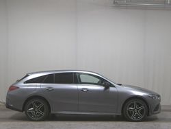 Grau Gebraucht 2022 Mercedes CLA250e Shooting Brake AMG line Kombi | 20.980 € (Fairer Preis)